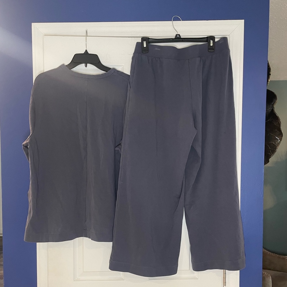 HAVEN WELL WITHIN organic cotton Polished Lounge Split-Neck Top & wide leg pants - Picture 3 of 6
